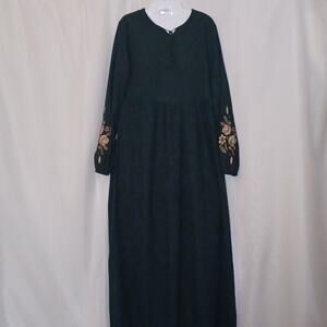 ELIT Life Green Maxi Dress With Embroidery. Size 38(6)